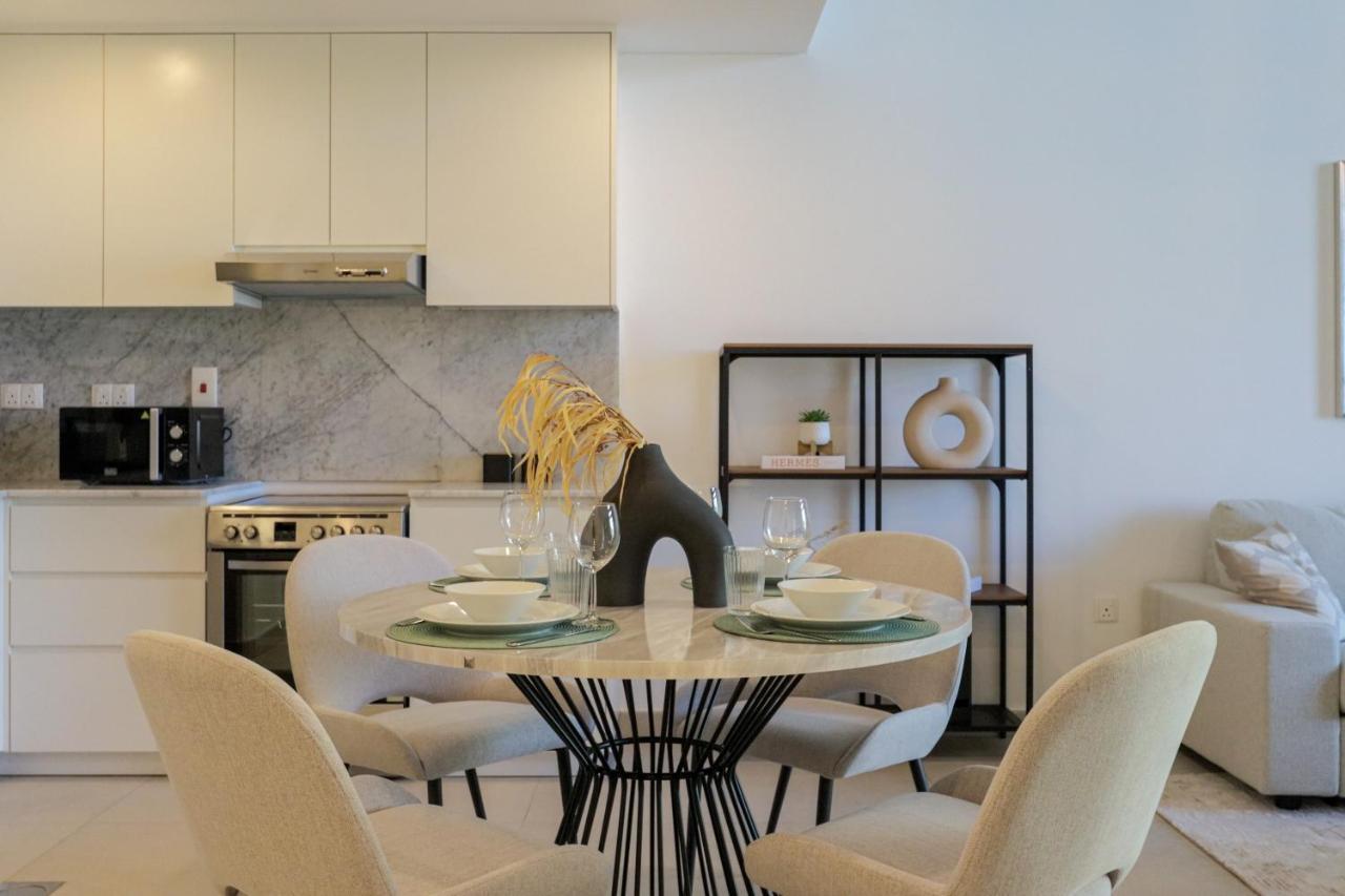 Higuests - Charming Modern Close To The Souk In Mjl Appartement *